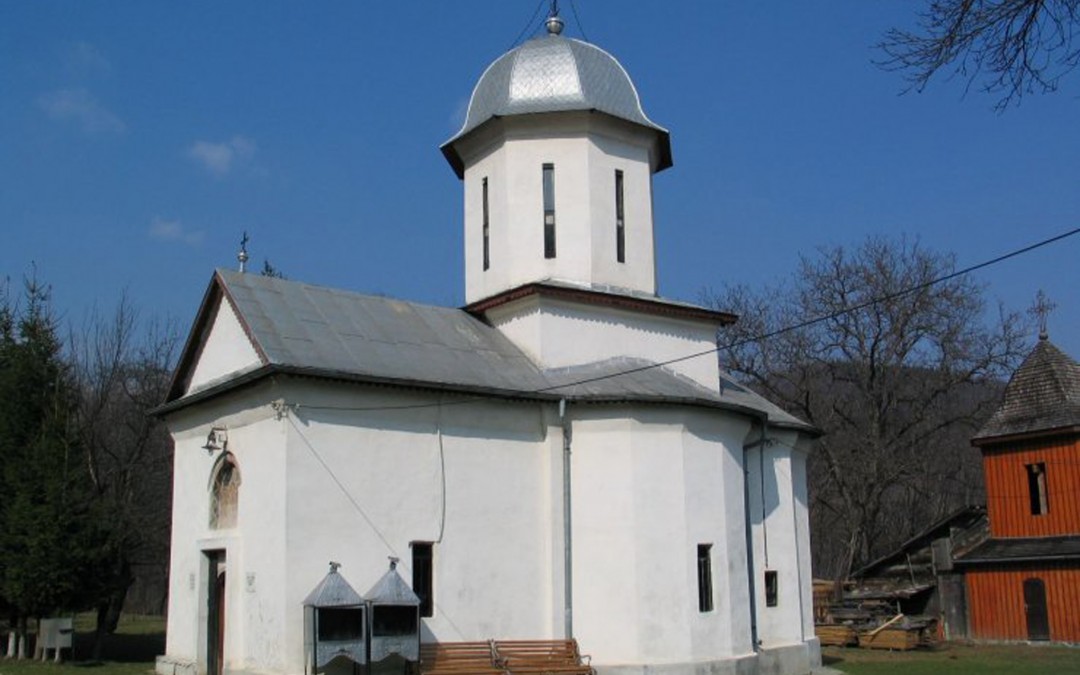 Biserica Schitul Lespezi – Posada